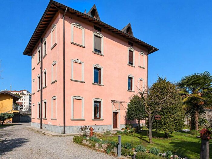 Appartamento bilocale in affitto in Via Carlo Cesati, Saronno