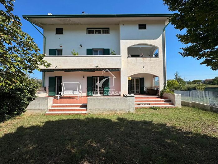 Appartamento trilocale in vendita in Santa Maria De Foras Campobasso Cb, Campobasso
