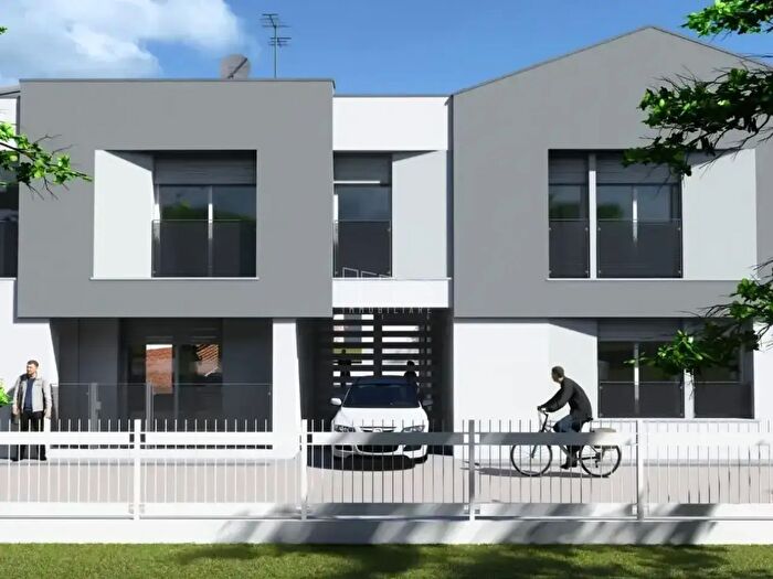 Casa con 5 locali in vendita in Via Ponte Fonderia, Rovigo