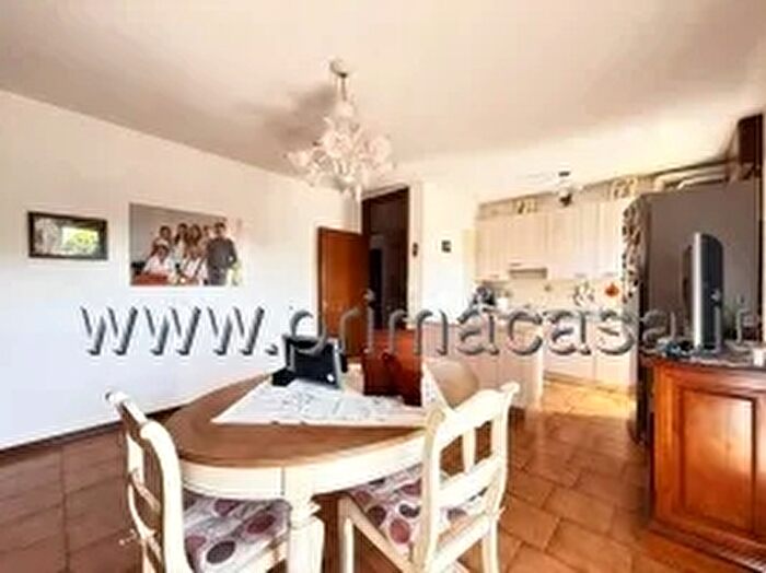 Appartamento con 5 locali in vendita in Via Giuseppe Garibaldi, Bovolone