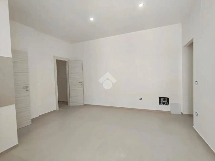 Appartamento trilocale in affitto in Via Capodivilla, Sant'Anastasia