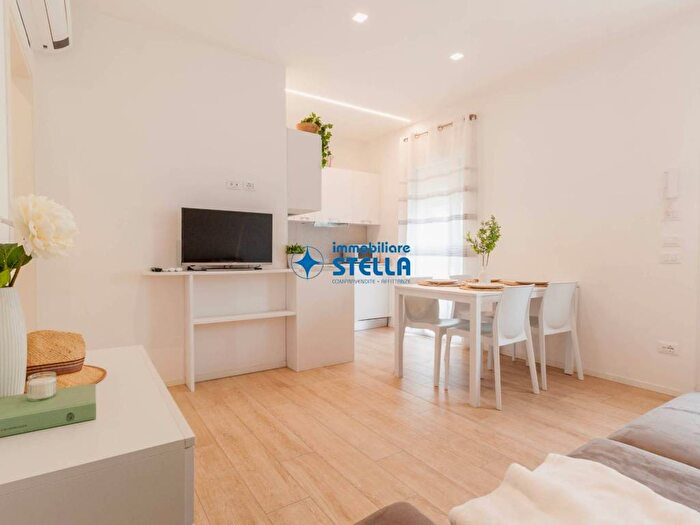 Appartamento trilocale in affitto in Via Dalmazia, Lido Centro Ovest, Jesolo