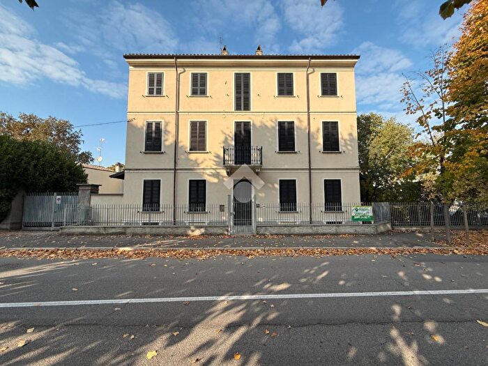Casa con 6 locali in vendita in Via Antonio Gramsci, Stradella