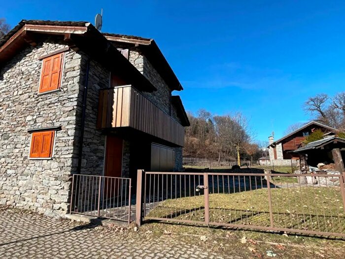 Case in Vendita e in Affitto - 3