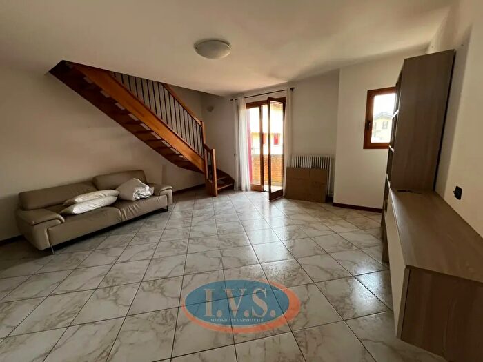 Appartamento con 5 locali in vendita in Via Balla, Villafranca Padovana