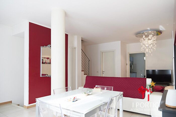 Casa quadrilocale in vendita in Via Olmo, Martellago