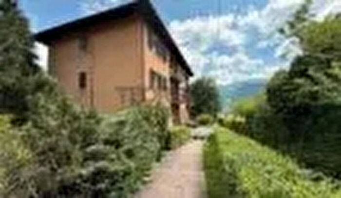 Appartamento con 5 locali in vendita in Clusone