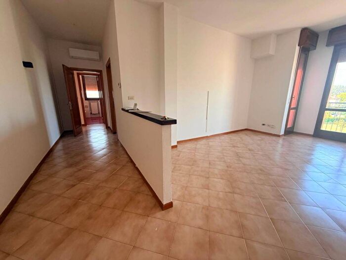 Appartamento con 5 locali in affitto in Centro, San Giovanni in Persiceto