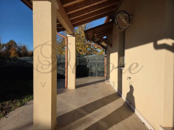 Casa trilocale in vendita in Via Brentelle, Mira