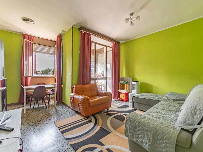 Appartamento quadrilocale in vendita in Via Aurora, Paderno Dugnano