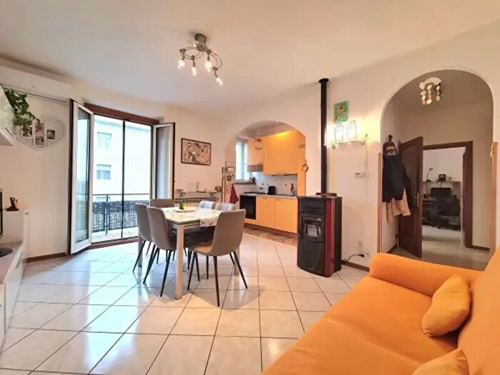 Appartamento trilocale in vendita in Via Generale Luigi Cadorna, Castellanza