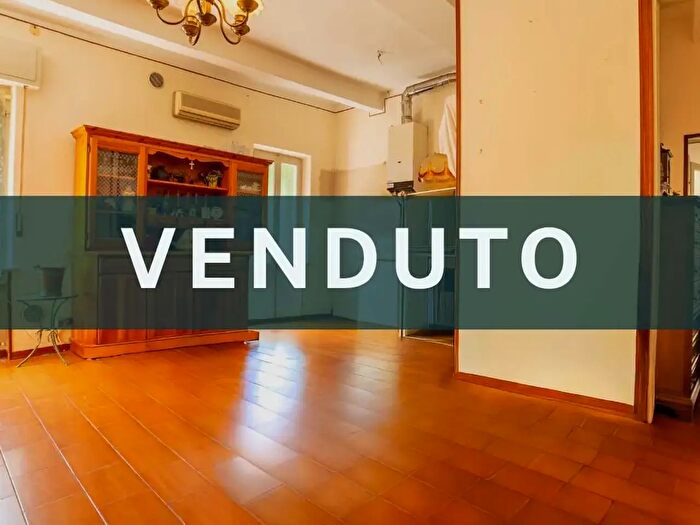 Appartamento trilocale in vendita in Via Trieste, Mantova