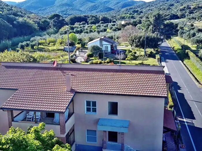 Appartamento con 5 locali in vendita in Castiglione Della Pescaia