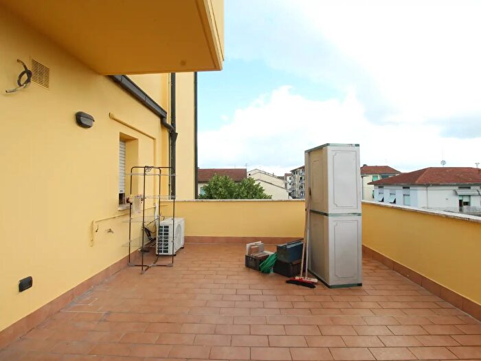 Appartamento trilocale in vendita in Via Umberto Saba, Santa Croce Sull'Arno