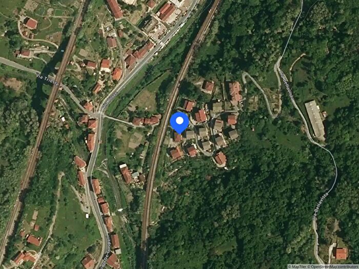 Appartamento quadrilocale in vendita in Via Giovanni XXIII a a, Serra Ricco