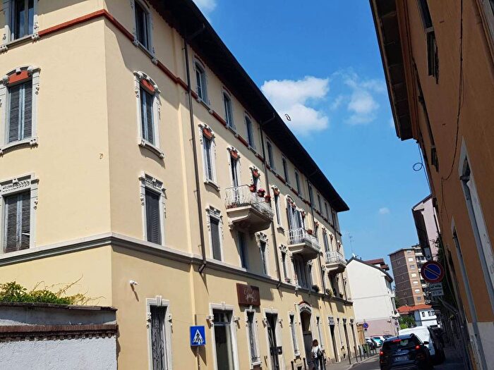 Appartamento monolocale in affitto in Via Moncenisio, San Biagio, Monza