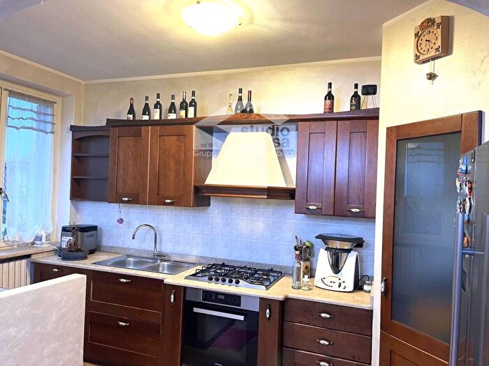 Appartamento trilocale in affitto in Via Roma, Centro, Ponte San Pietro