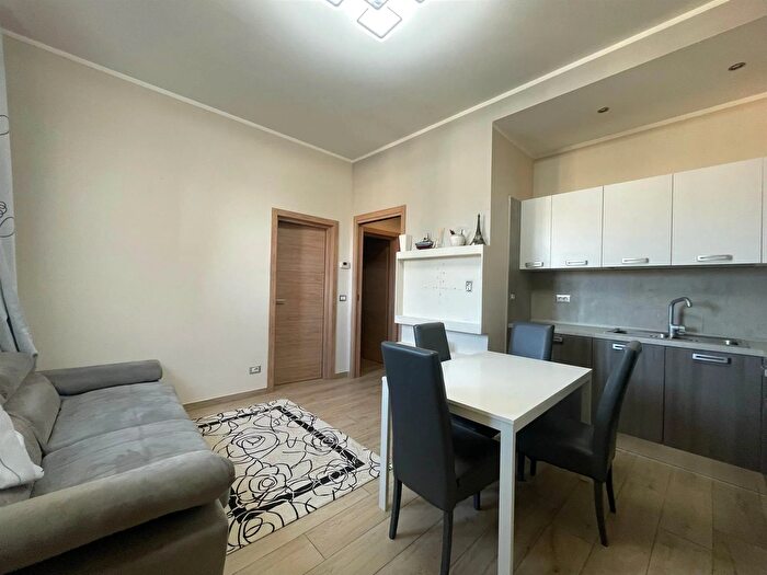 Appartamento trilocale in vendita in Figline E Incisa Valdarno, Figline e Incisa Valdarno