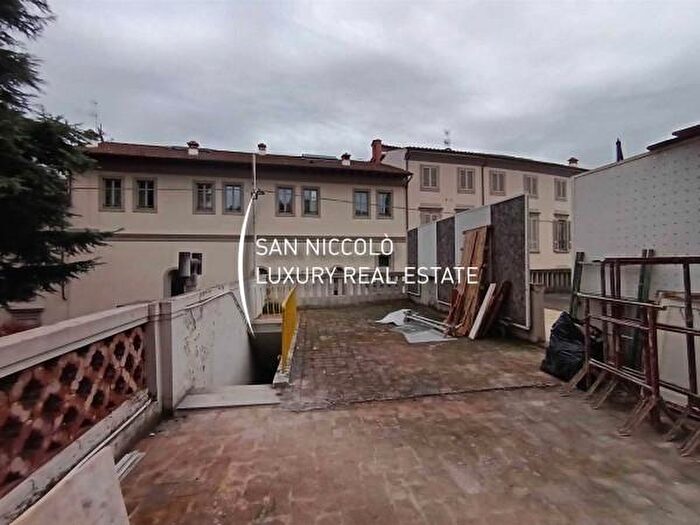 Appartamento trilocale in vendita in Piazza delle Cure, Firenze