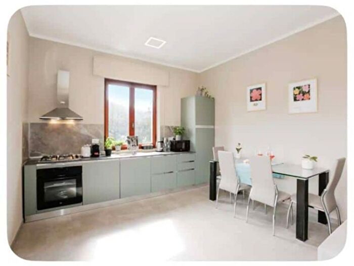 Appartamento trilocale in affitto in Via del Colle, Santa Maria del Giudice, Lucca