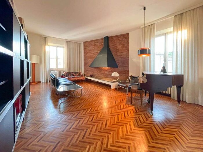 Casa con 6 locali in affitto in Via Vincenzo Gioberti, Landi, Pisa