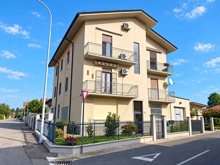 Appartamento trilocale in vendita in Rottofreno