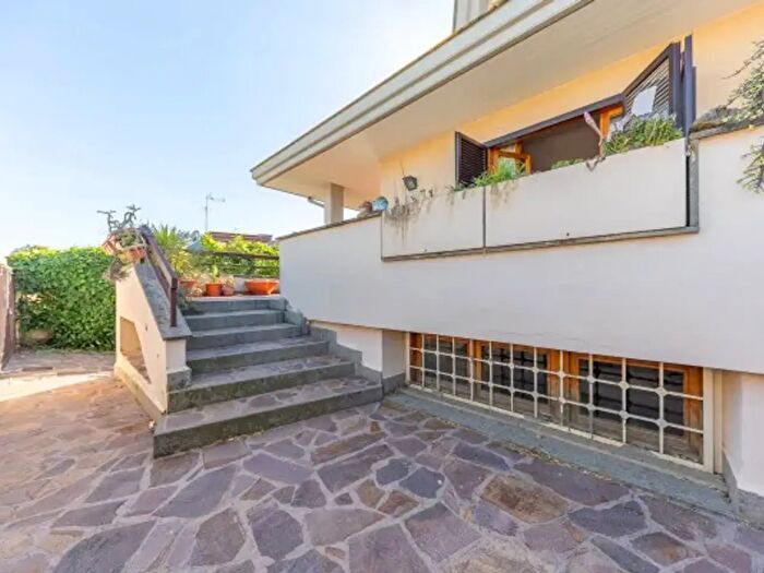 Casa con 6 locali in vendita in Via Poggio Cesi, Guidonia Montecelio
