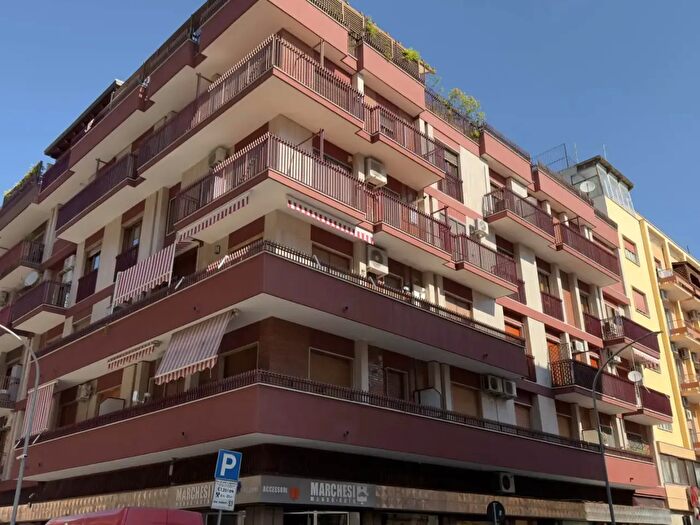 Appartamento quadrilocale in vendita in Via Trento, Foggia