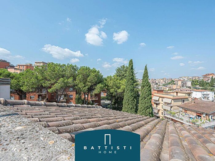 Appartamento trilocale in affitto in Via Scarmagno, Cornelia Montespaccato, Roma