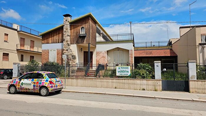 Casa con 6 locali in vendita in Via Gorizia, Torremaggiore