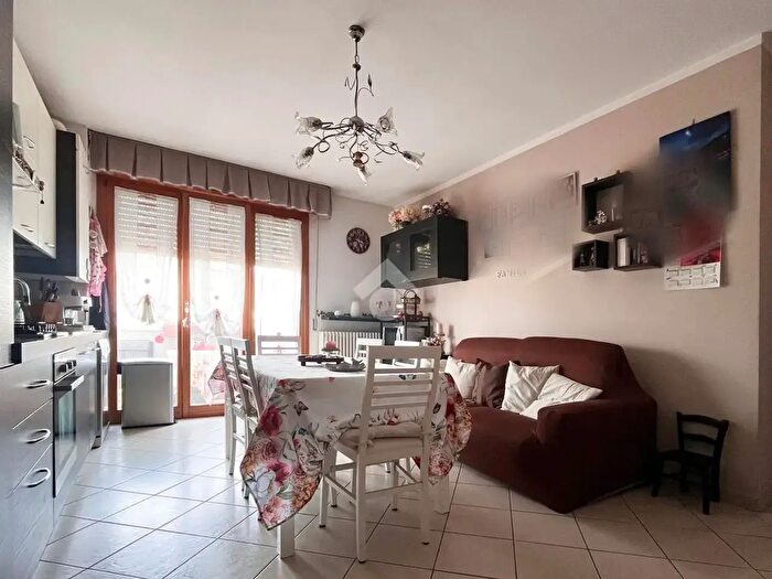 Appartamento trilocale in vendita in Via Prov Circonvallazione, Molinella