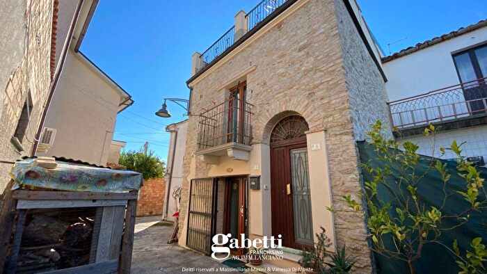 Casa quadrilocale in vendita in Via Vico Principale, Mozzagrogna