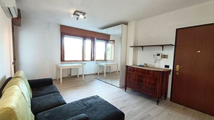 Appartamento trilocale in vendita in Via Achille Campanile, Macerata