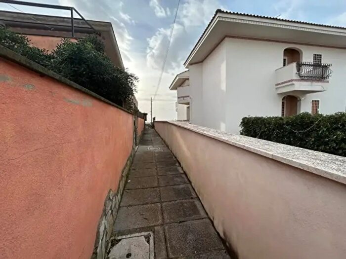 Appartamento bilocale in vendita in Lungomare degli Ardeatini, Ardea