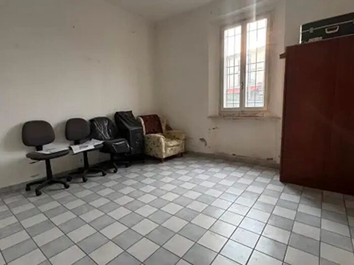 Casa con 6 locali in vendita in Via Fratelli Cangini, Forli