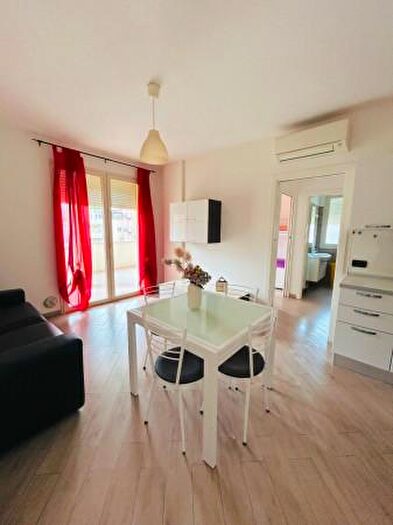 Appartamento trilocale in affitto in Viale Lorenzo Perosi, Riccione