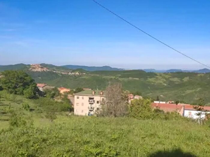 Casa quadrilocale in vendita in Strada Provinciale Carpineto Sinello Castiglione M M Snc, Fraine