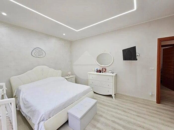 Appartamento quadrilocale in vendita in PalodelColle, Palo Del Colle