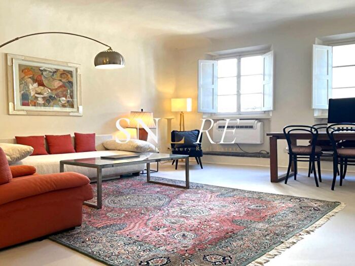 Appartamento trilocale in affitto in Via dei Benci, Signoria Uffizi, Firenze