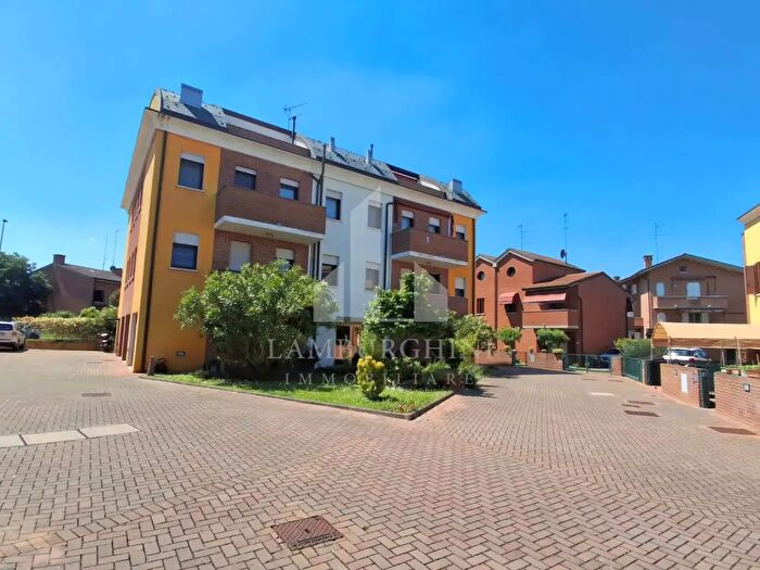 Appartamento quadrilocale in vendita in Via Malpasso, Ferrara