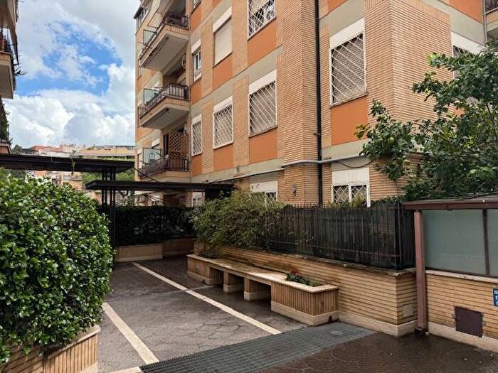 Appartamento bilocale in affitto in Via di Vigna Stelluti, Vigna Clara Vigna Stelluti, Roma