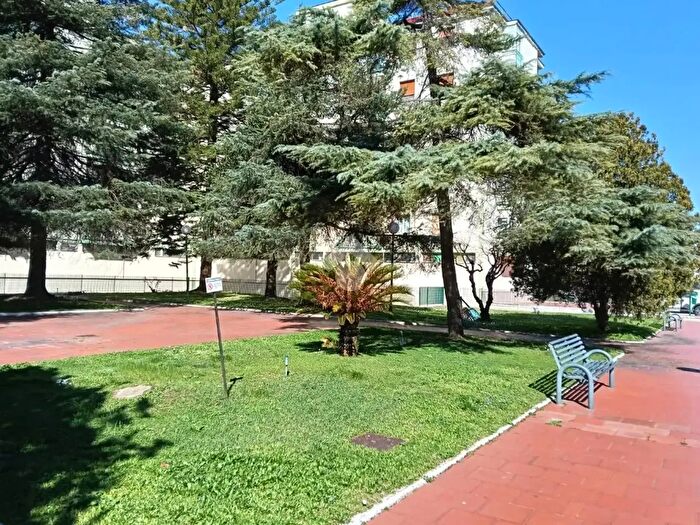 Appartamento trilocale in vendita in Via Alcide De Gasperi, Pomigliano D'Arco