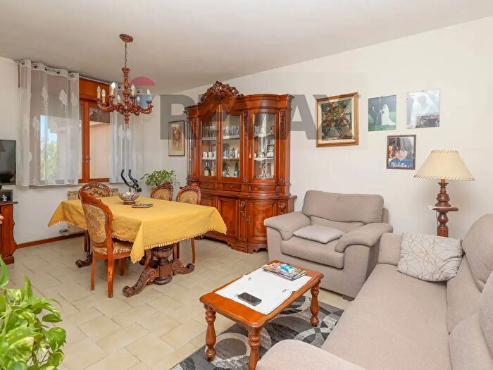 Appartamento trilocale in vendita in Via Nazionale, Stanghella