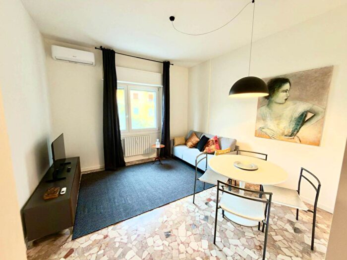 Appartamento trilocale in affitto in Via Roma, Centro, Agrate Brianza