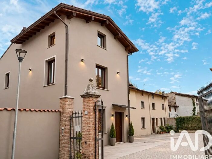 Casa con 6 locali in vendita in Via Morandi, Lonato