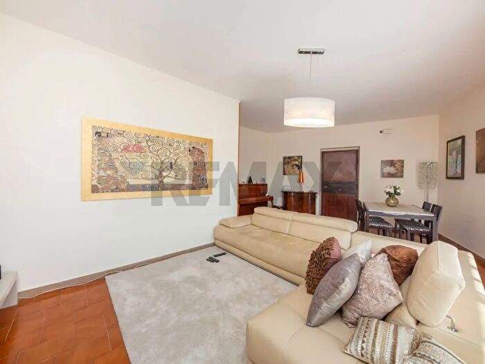 Appartamento quadrilocale in vendita in Via della Sibilla, Catania