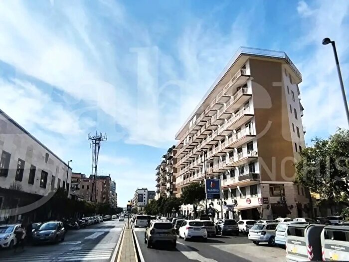 Appartamento trilocale in affitto in Via Arenaccia, Napoli