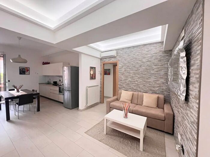 Appartamento trilocale in vendita in Via Liguria, Pescara