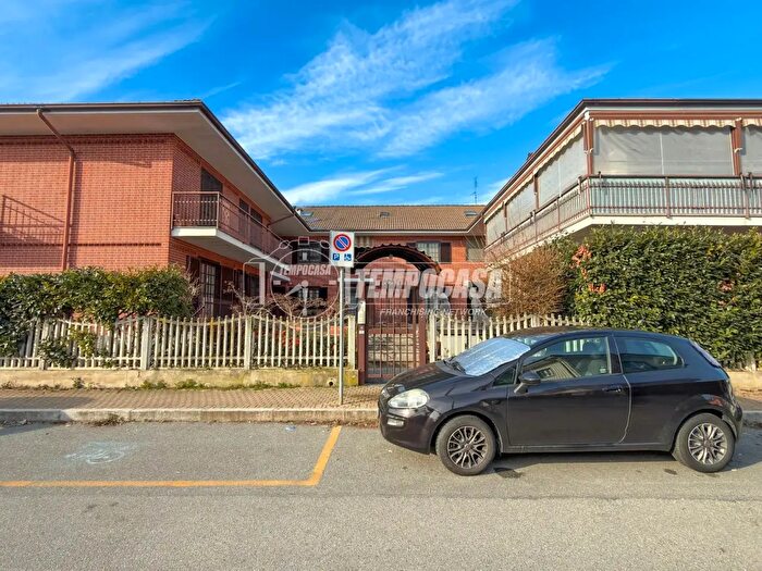 Appartamento quadrilocale in vendita in Via Galileo Galilei, Trofarello