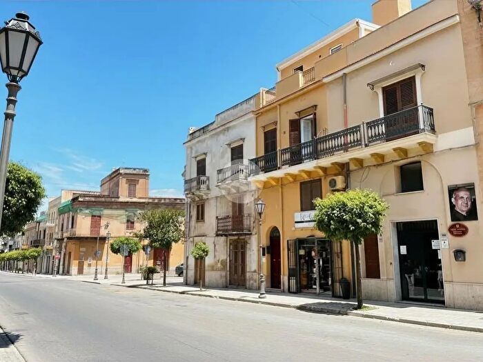 Appartamento trilocale in vendita in Corso Butera, Bagheria